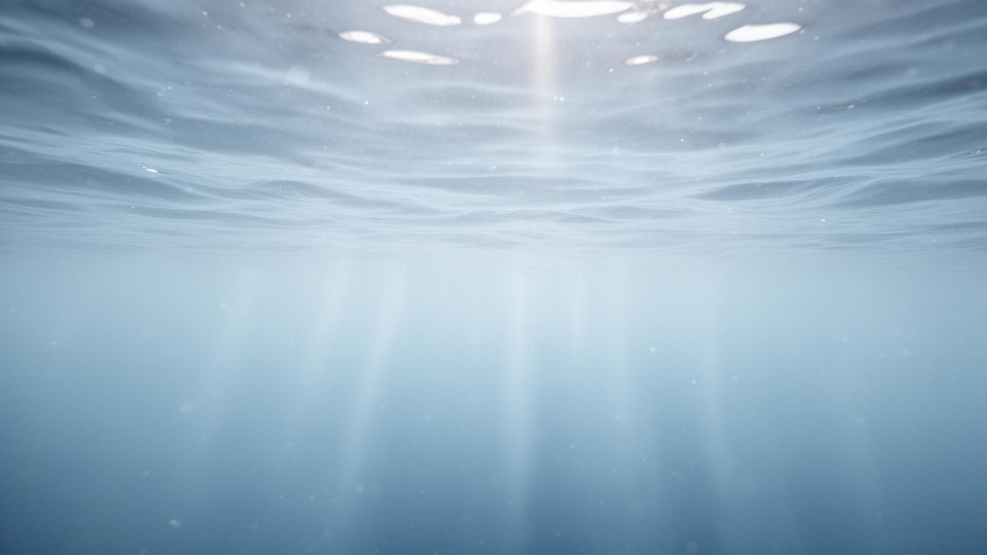 Ruhiges, tiefes Meer mit sanften Lichtstrahlen